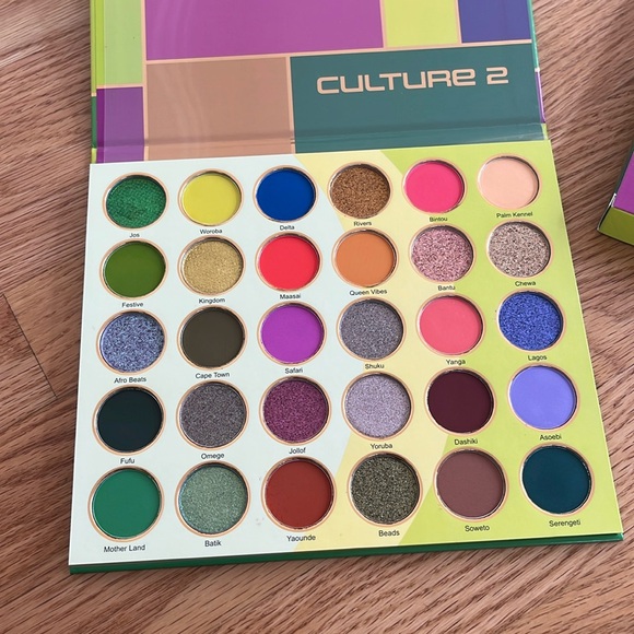 Juvia’s place culture 2 eyeshadow palette - Picture 2 of 2
